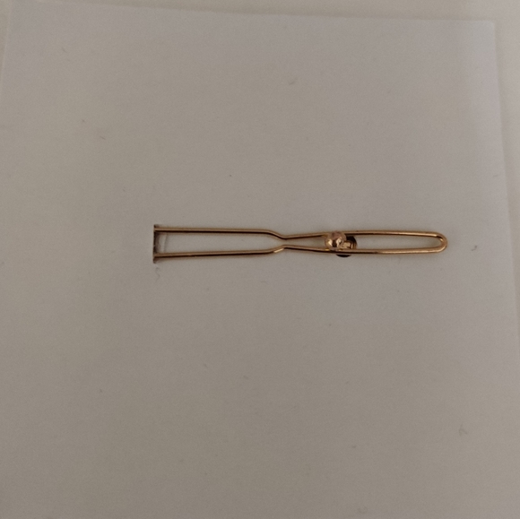 2/$20 NWT Shu Uemura "diamond" 💎 hair clip - Picture 6 of 7